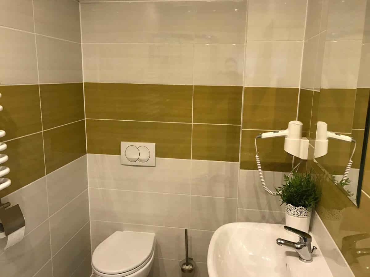 Gosciniec Krepa Otel Lipsko Dış mekan fotoğraf